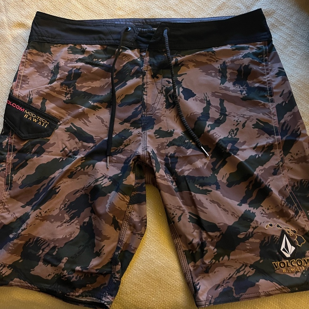 Men’s Volcom Boardshort